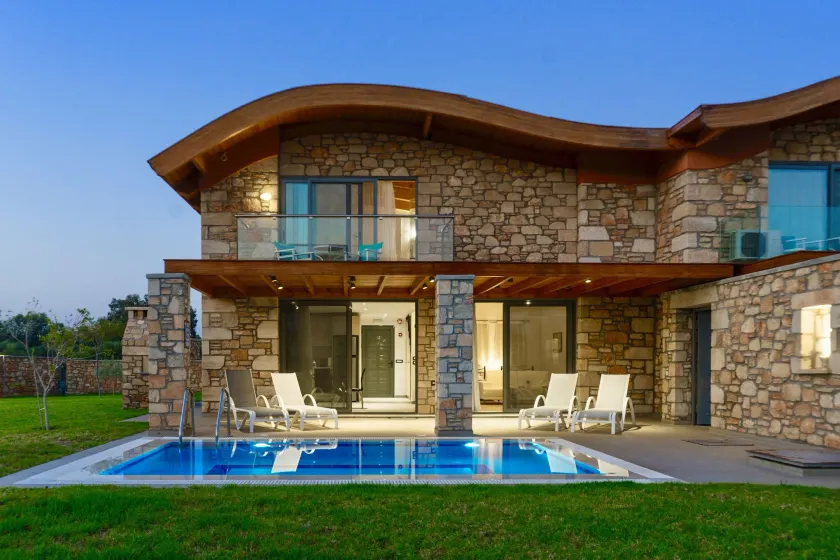 Estrella Villas - Image 1