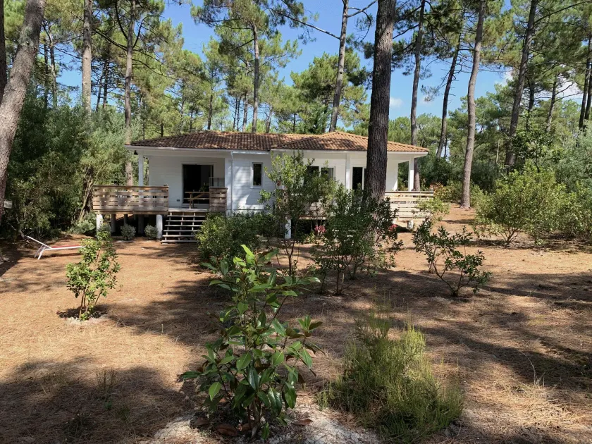 Chalet orange naturiste la Jenny - Image 1