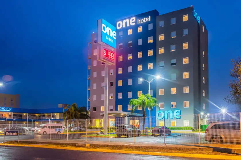 One Monterrey Aeropuerto - Image 1
