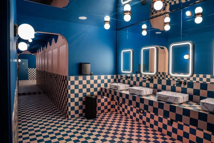 Via Antwerp - Lobby