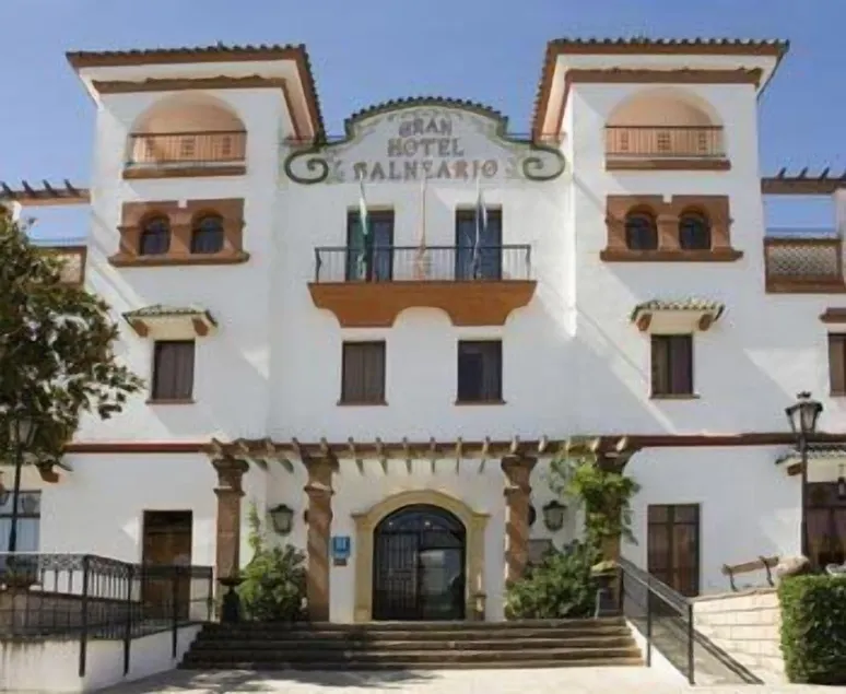 Gran Hotel Spa - Image 1