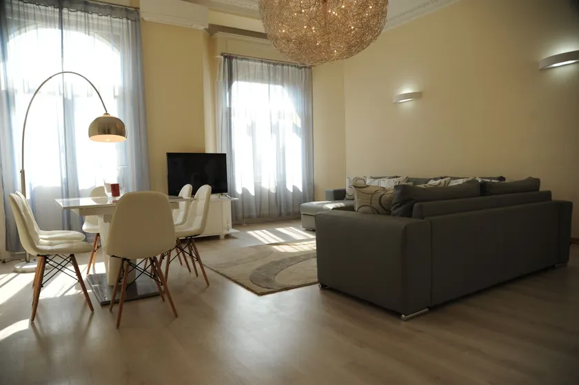 BudapestEasyFlat Basilica Lux - Image 1