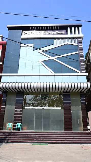Hotel Om International - Image 1