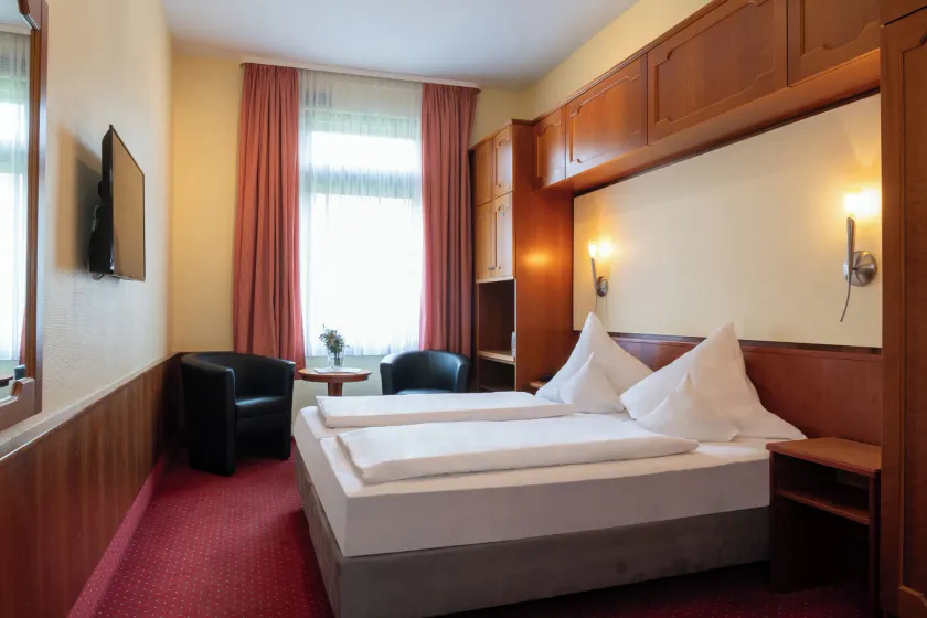 TOP Hotel Amberger - Image 1