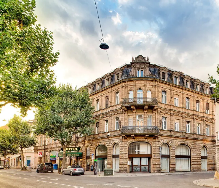 Hotel National - Image 1