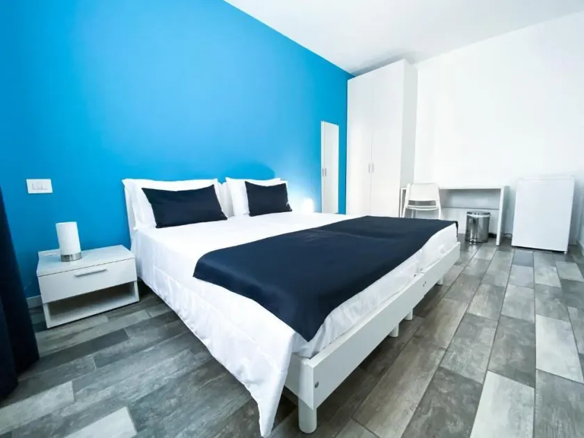 Bonne Nuit Guest House - Image 1