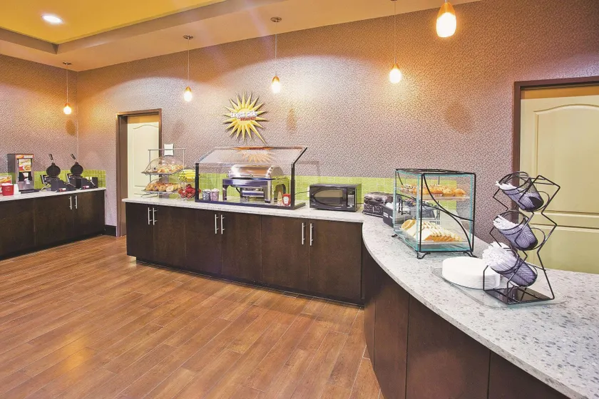La Quinta by Wyndham Hinesville - Fort Stewart - Image 1