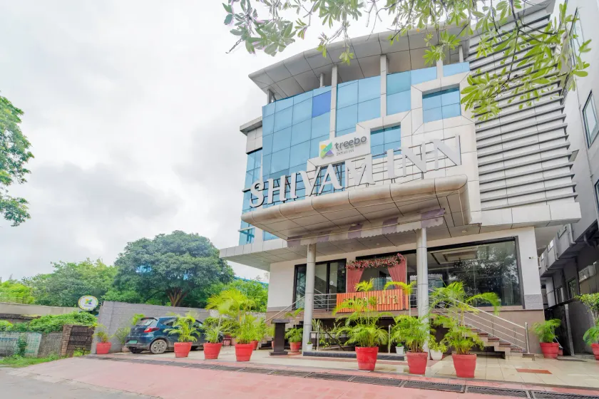 Treebo Shivam Inn Near Singapore Mall - Image 1
