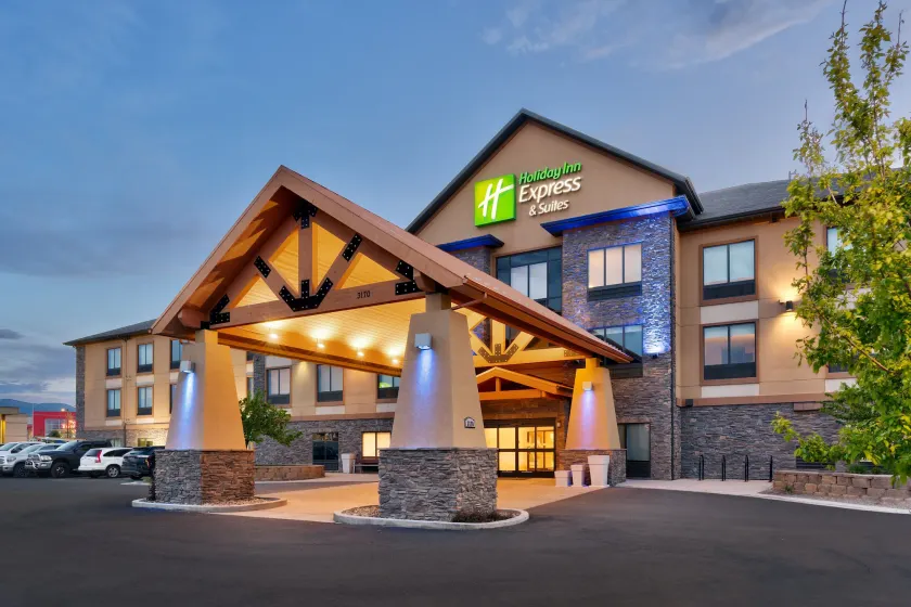 Holiday Inn Express and Suites Helena by IHG - Image 1