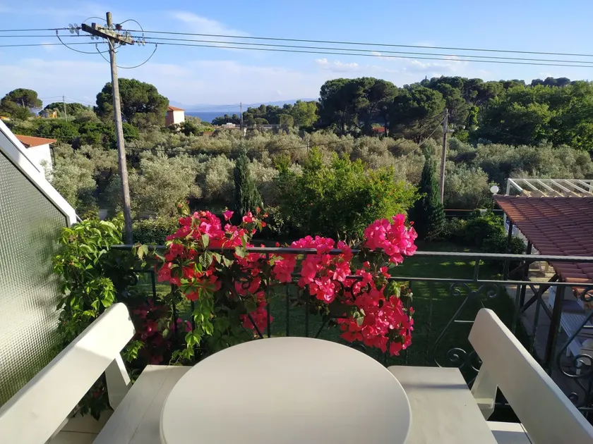 Hotel Esperos - Image 1