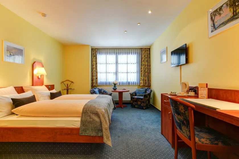 Hotel Elbinsel free parking - Image 1