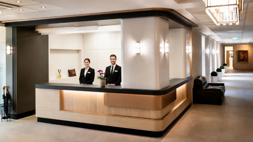 Hotel Garzon Plaza - Image 1