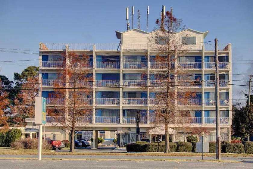 Motel 6 Norfolk, VA East Little Creek - Image 1