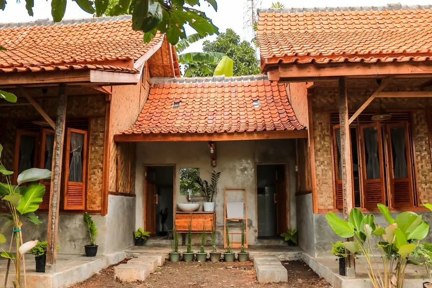 Cianjur Paddies Hostel - Image 1