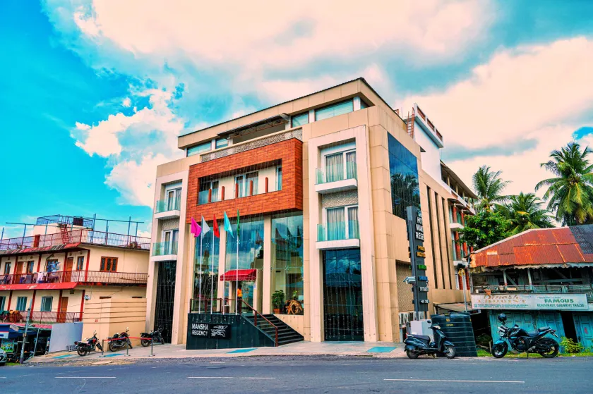 Hotel Mansha Regency - Image 1