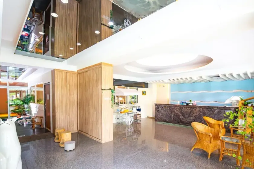 Lovestar Lakeside Hotel - Starlight Building - Hall