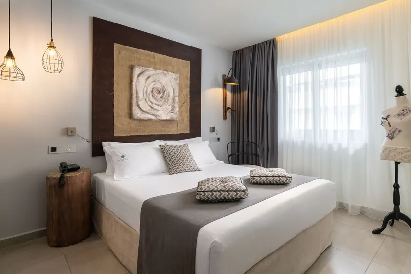 Elakati Luxury Boutique Hotel - Adults Only - Image 1