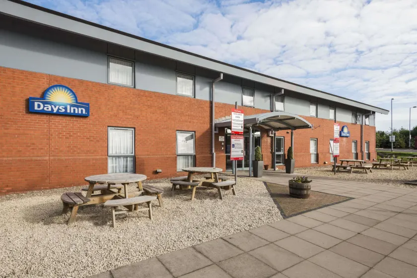 Days Inn by Wyndham Telford Ironbridge - Image 1