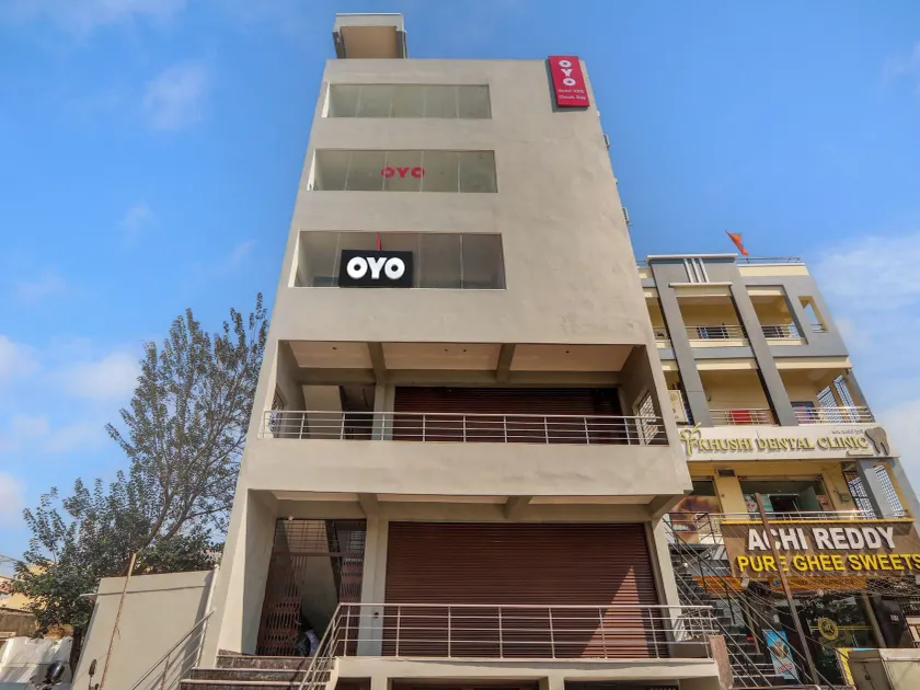 Super Collection O RBS Classic Stay Nacharam Mallapur Road - Image 1