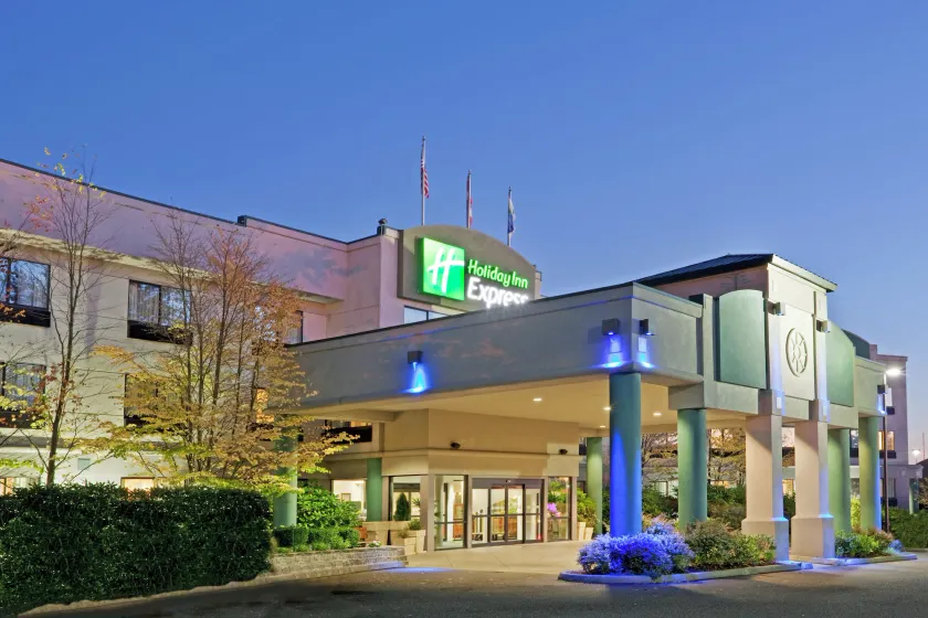 Holiday Inn Express Bellingham by IHG - Image 1