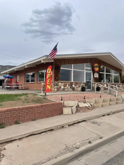Sunglow Motel - Image 1