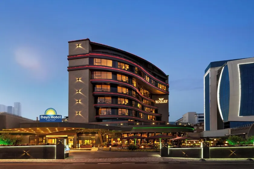 Days Hotel by Wyndham Istanbul Maltepe - Image 1