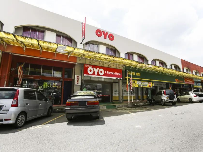 T FAMILY HOTEL - Image 1