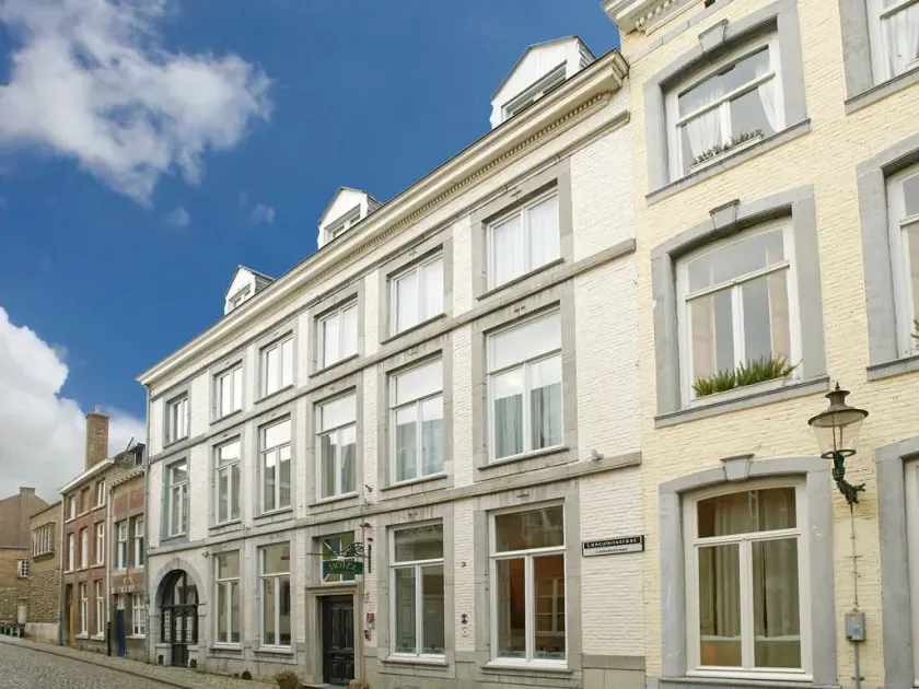 Hotel Les Charmes - Image 1