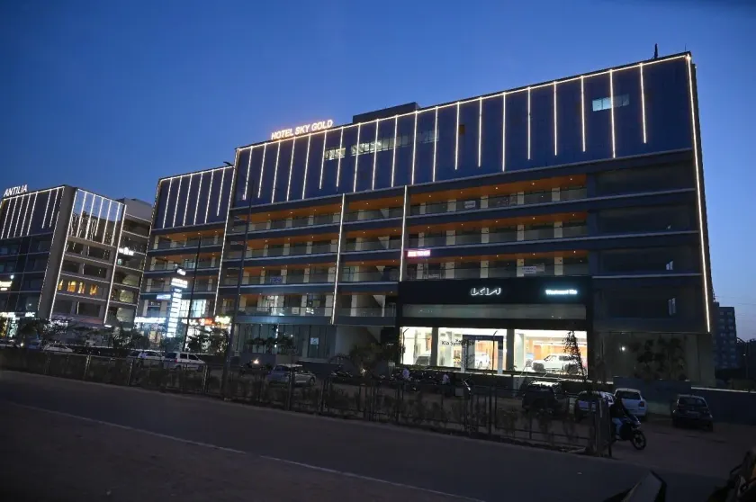 HOTEL SKY GOLD - Image 1
