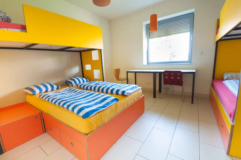 Simbol Hostel & Rooms with Free Private Parking - Image 1