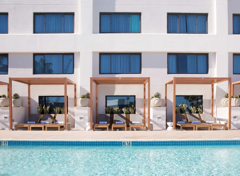 DoubleTree Suites by Hilton Hotel Santa Monica - Image 1
