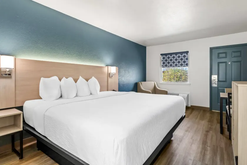 Rodeway Inn Muskogee - Image 1