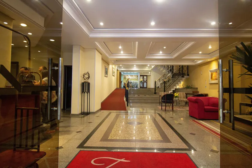 Trevi Hotel e Business - Image 1