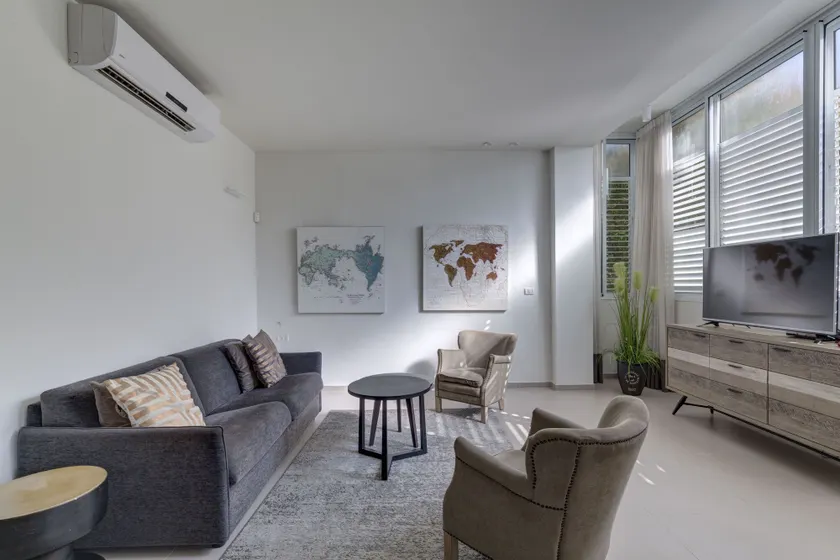 Ella SR by TLV2rent - Image 1