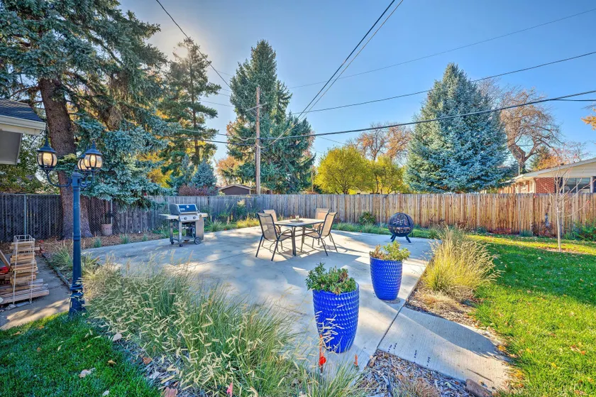 3 Mi to Olde Town Arvada Modern Duplex with Patio - Interiør