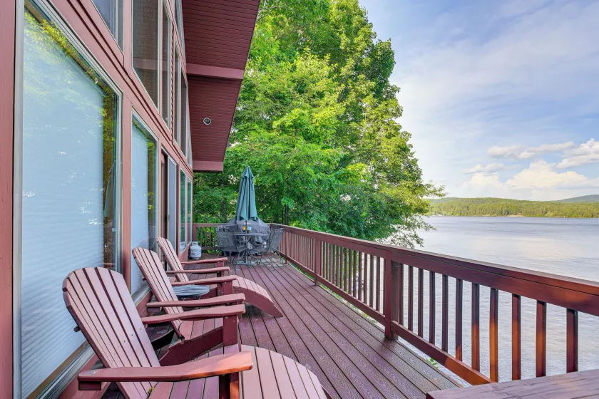 'sweet Serenity' Schroon Lake Family Retreat! - Image 1