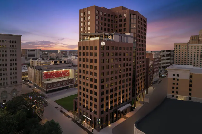 AC Hotel by Marriott San Antonio Riverwalk - Image 1