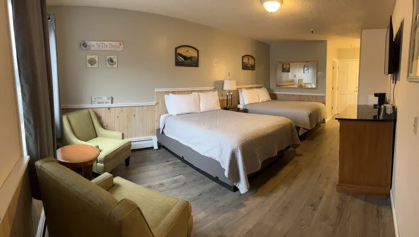 Vacationland Inn & Suites - Image 1