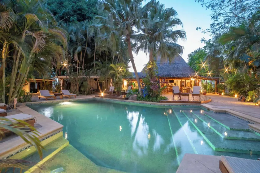 Hotel Pasatiempo Tamarindo - Image 1