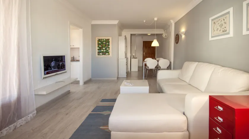 Apartamentos Alamos - Image 1