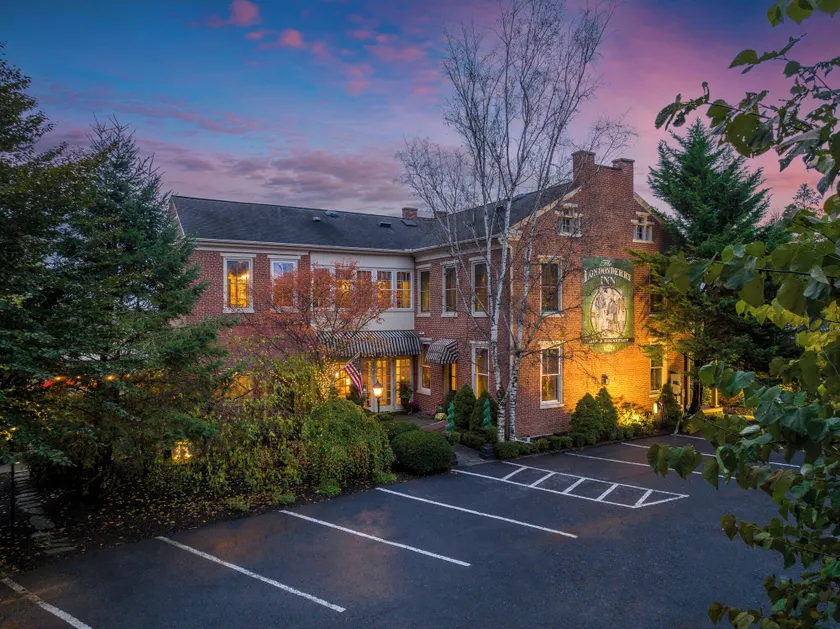 The Londonderry Inn - Image 1
