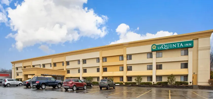 La Quinta Inn by Wyndham Auburn Worcester - Image 1