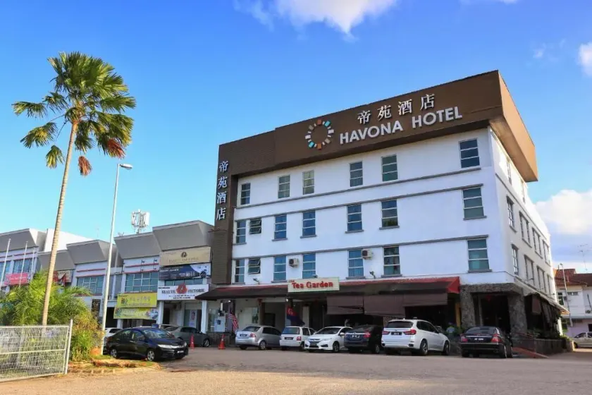 Havona Comfort Taman Tropika Kulai - Express Check-In - Image 1