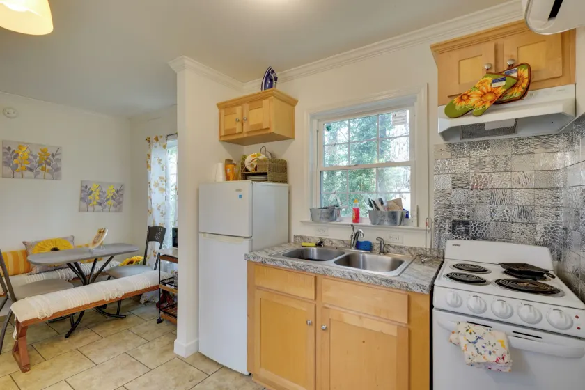 2 Mi to South Boston Speedway: Cozy Tiny Home! - Image 1