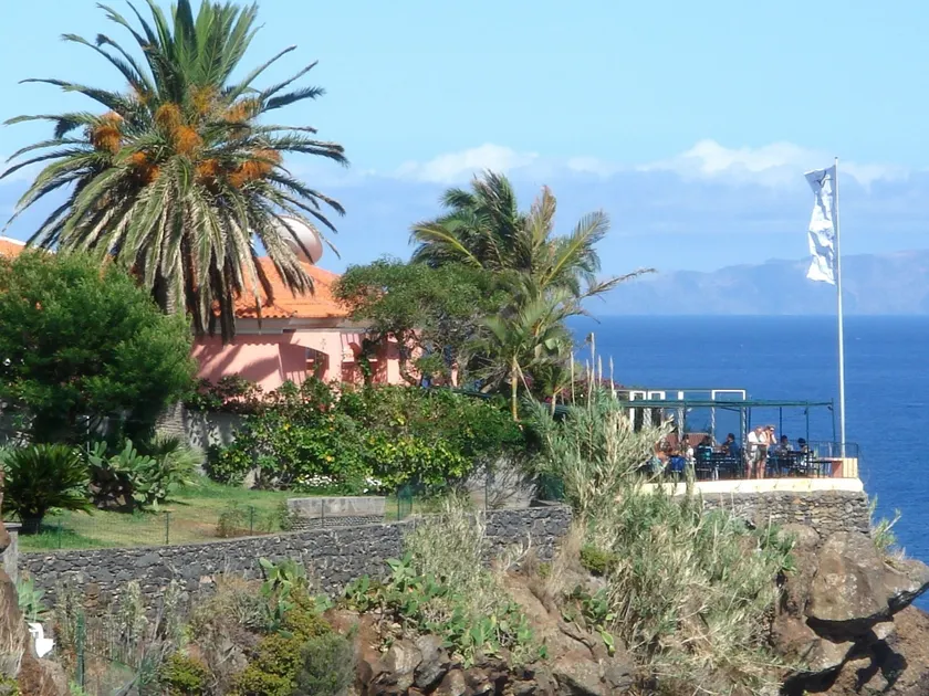 Inn & Art Madeira - Image 1