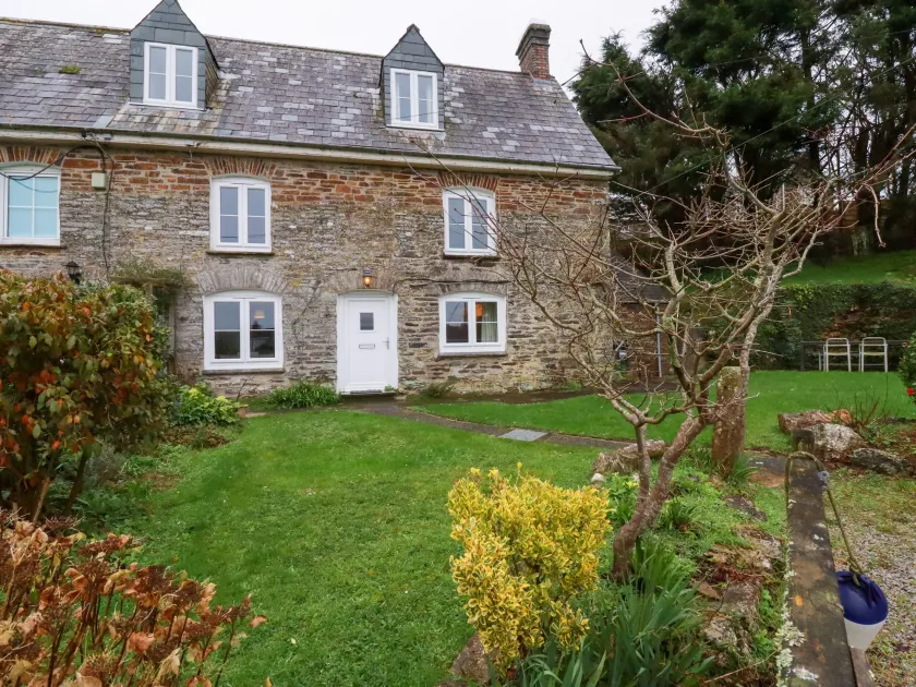 Lanvean Farmhouse - Image 1