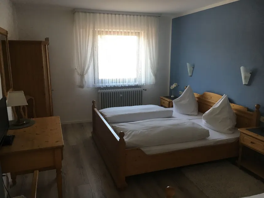 Hotel und Restaurant -Gasthaus Zur Pfalz - Image 1