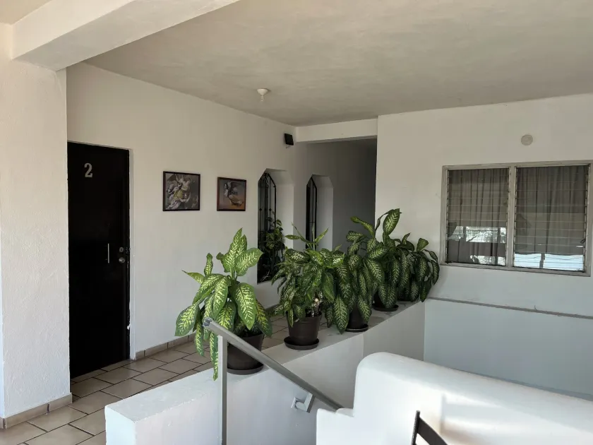 Casa Los Angeles  - Image 1