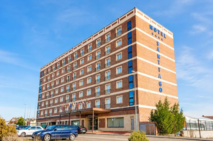 ARVA Santiago León - Image 1