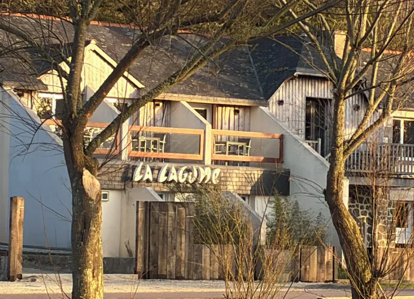 Hôtel Sports & Spa La Voile d'Or - Image 1